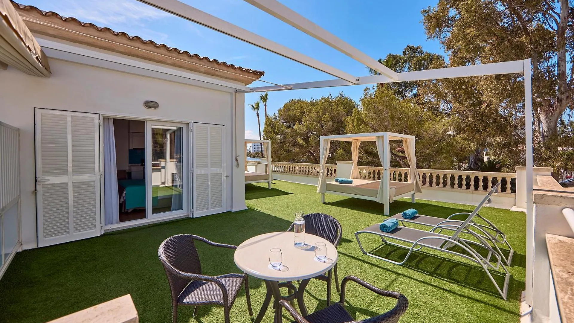 ****  Universal Aparthotel Elisa Playa de Muro  Spanien